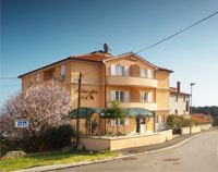 Apart hotel miriam - Avant Tourist - Premantura (mip doo)